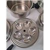 Image 3 : Assorted pots and pans