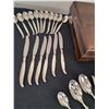 Image 2 : 1847 Rogers Bros. Cutlery with Cutlery Chest