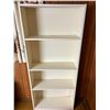 Image 1 : White bookshelf