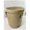 Image 3 : Medalta Crock