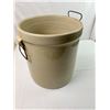 Image 4 : Medalta Crock