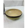 Image 4 : Medalta bowls and pottery planter
