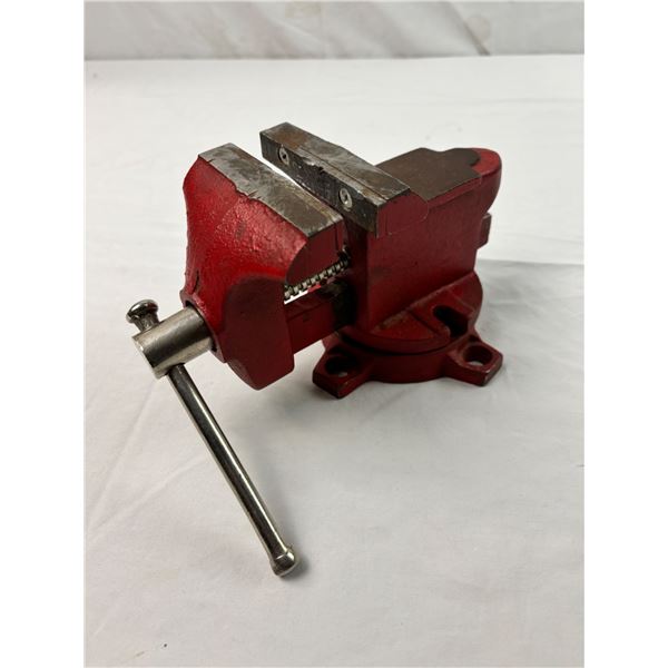 Bench Vice