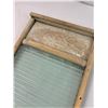 Image 2 : Vintage wash Board