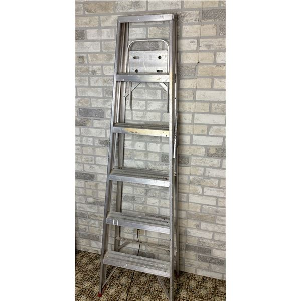 6ft ladder