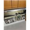 Image 3 : Frigidaire Stove
