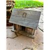 Image 4 : Decorative Bird Houses
