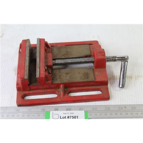 Bench Top 4" Vice