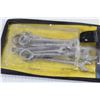 Image 6 : Blue Point Screw Extractor - Small Standard Wrench Set - Snap-On Puller Set (unknown completion)