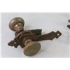 Image 3 : (2) Vintage Door Knob Sets