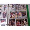 Image 4 : Large Binder of late 80's early 90's Hockey Cards