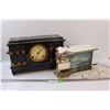 Image 1 : (2) Vintage Mantle Clocks - As Is