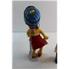 Image 4 : (2) The Simpsons Homer and Bart Bottles and (2) Marge and Lisa Figures