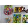 Image 3 : (5) The Simpsons Figures, Set of 2 Whisky Glasses, Beans Tin and Collectible Marbles