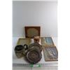 Image 1 : (2) Vintage Decorative Plates, (4) Photo Frames 11'' x 9'' and Misc.