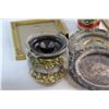 Image 5 : (2) Vintage Decorative Plates, (4) Photo Frames 11'' x 9'' and Misc.