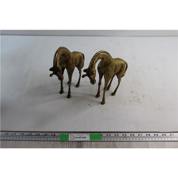(2) Metal Giraffe Statues