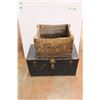 Image 1 : *Wooden Crate and Steamer Trunk - As Is