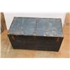 Image 6 : *Wooden Crate and Steamer Trunk - As Is