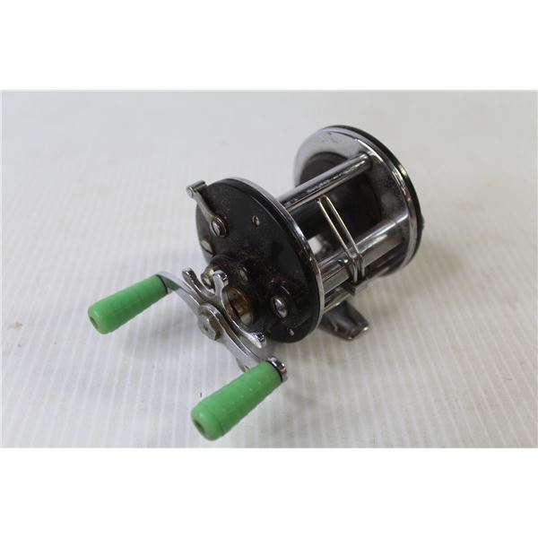 Vintage Fishing Reel
