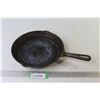 Image 1 : 10 1/2" Cast Iron Frying Pan