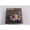 Image 4 : Monopoly "Queen" Edition Board Game - NIB