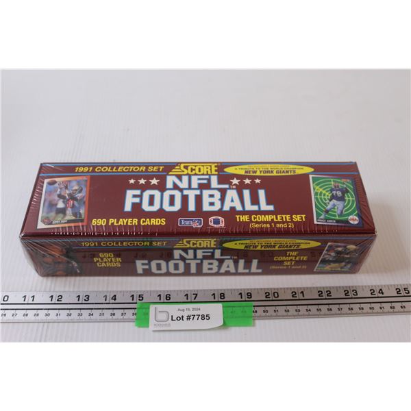 Score 1991 NFL Football Trading Cards - Complete Set