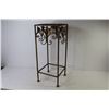 Image 5 : Metal Plant Stand (19 3/4" h x 8" x 8")