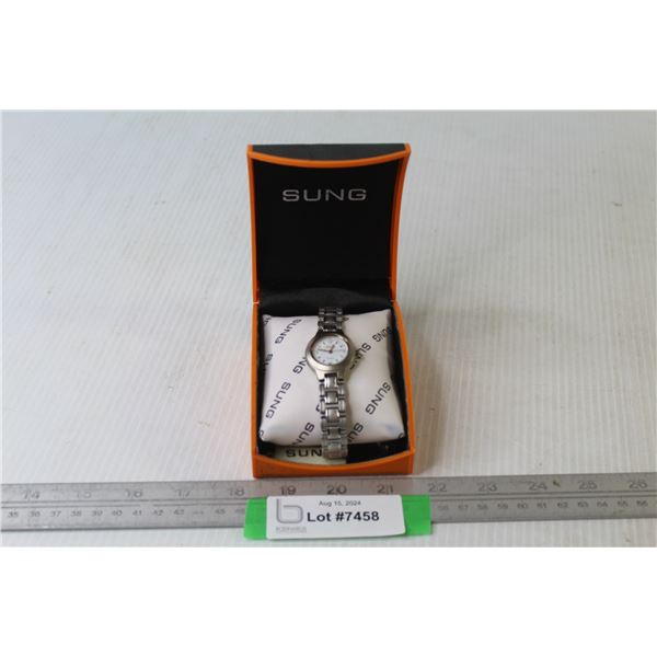 Samsung Watch In Case (works - needs battery)