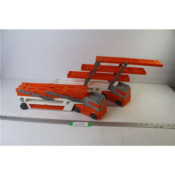 (2) Vintage Hot Wheel Car Carriers