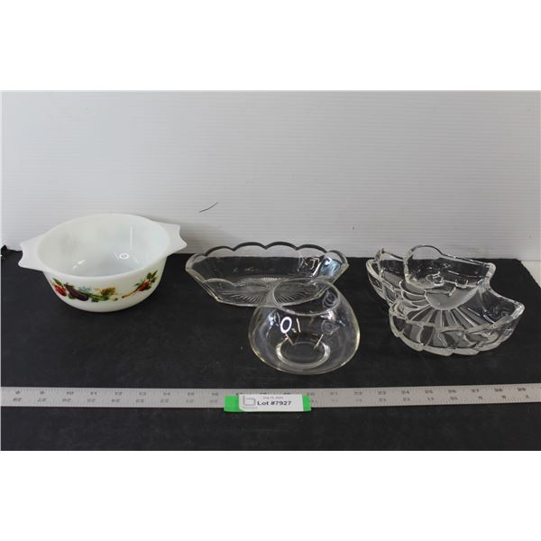 Pyrex Tuscany Glass Bowl, Clear Glass Gravy Boat, Clear Class Dish With Angel Pattern, Clear Class B
