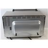 Image 5 : Black and Decker Toaster Oven - Tested Works