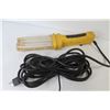 Image 2 : Trouble/Work Light (working - rubber cord end split)