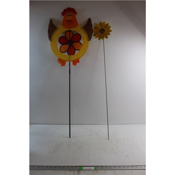 (2) Yard Decorations