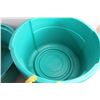 Image 4 : *(3) Rubbermaid Plastic Tubs 20'' x 10''