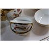 Image 7 : 29 pc Asian Themed Dish Set - Tea Pots w. Cups, Soup Bowls and Spoons