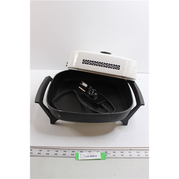 Plug In Cooker - Untested