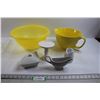 Image 1 : Assorted Kitchenware