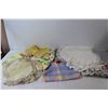 Image 2 : Assorted Table Cloths, Cloths, Placemats, Misc.