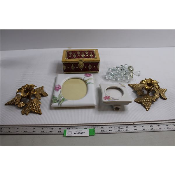 (2) Flower Picture Frames, (2) Candleholders, Misc.