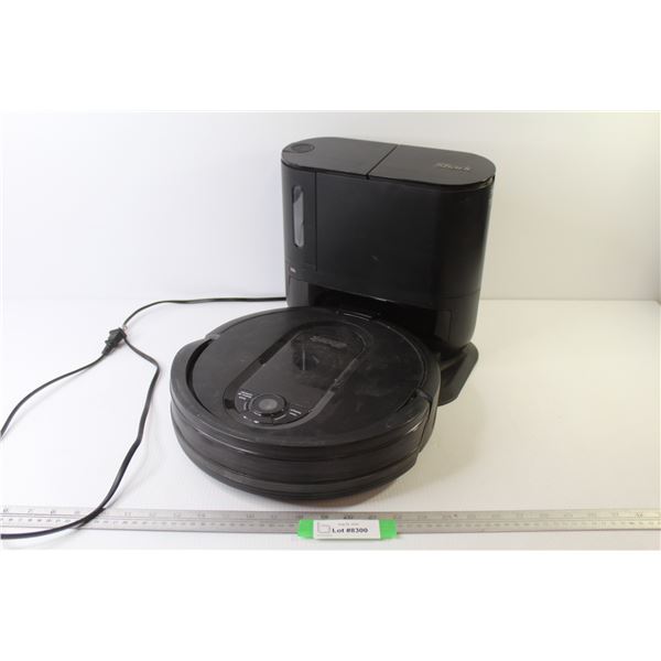 Shark Robot Vacuum (working)