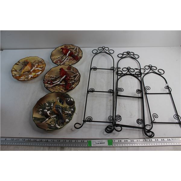 (3) Wired Racks and (4) Decorative Plates