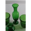 Image 4 : (6) Green Glass Vases