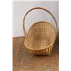 Image 5 : Cloth Basket, Wicker Basket, Blue Wicker Shelf - 16" x 12" x 31" High, Great Value Spray Mop Refill 