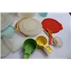 Image 5 : Assorted Tupperware Items