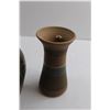 Image 4 : (2) Pottery Vases