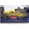 Image 2 : Home 1938 Studebaker Die Cast Delivery Truck Coin Bank - 1/25
