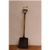 Image 1 : *Shovel