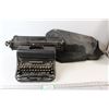 Image 1 : Remington Rand 15 Typewriter