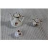 Image 4 : Miniature Tea Set - Teapot, Cream, Sugar, Cups, Plates, Bigger Tray